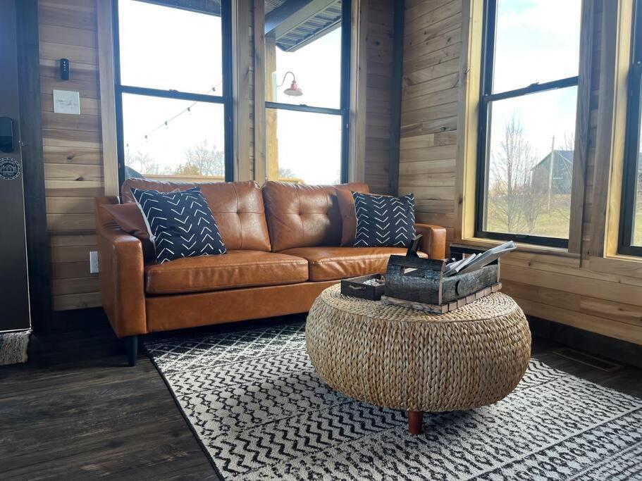 Bourbon Barrel Cottages #2 Of 5 On Kentucky Trail Lawrenceburg Extérieur photo